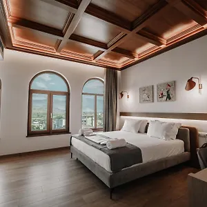Отель Sharm Luxury, Гирокастра